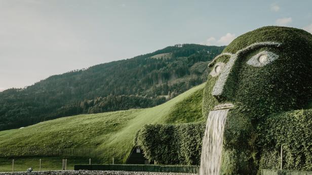 Swarovskis Kristallwelten in Tirol: Das Glitzern im grünen Riesen