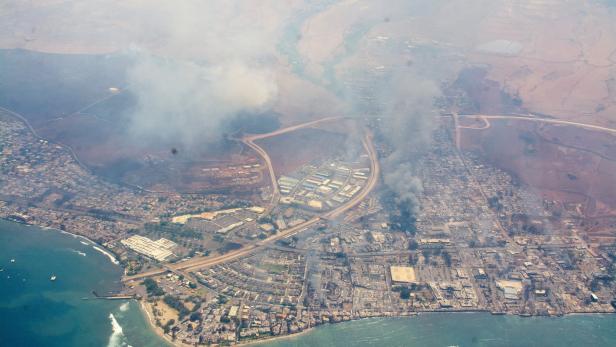 Wie Bewohner die Brände auf Hawaii erlebten: "Sind gerade noch rausgekommen"