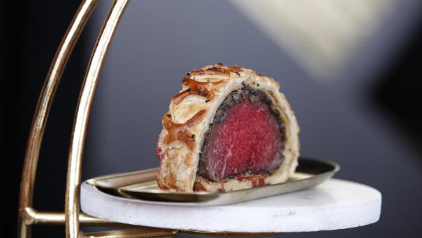 Gastgeberin servierte Filet Wellington: Gäste starben