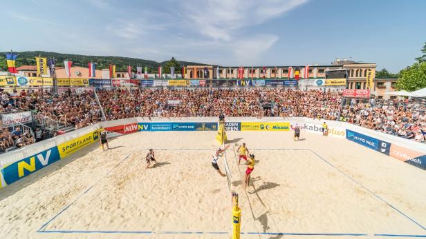 Sommer, Sonne, Sand: Beachvolleyball in Baden