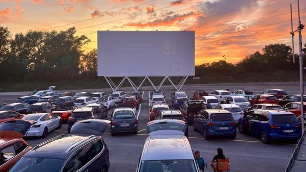 Autokino in Groß-Enzersdorf: Kinoerlebnis mit Eventcharakter