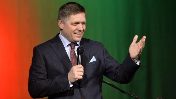 Robert Fico gewann den ersten Durchgang bei slowakischer Präsidentenwahl.