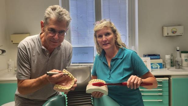 Zahnarzt Christian Derdak und Corinna Kalusa erhielten einen „beängstigenden“ Anruf