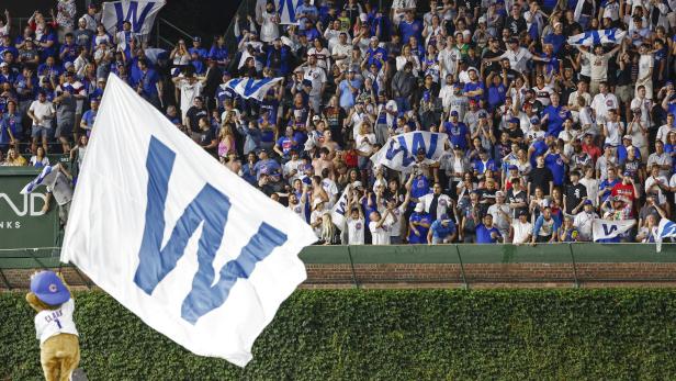 Drama bei Baseball-Spiel in Chicago: Frauen durch Schüsse verletzt