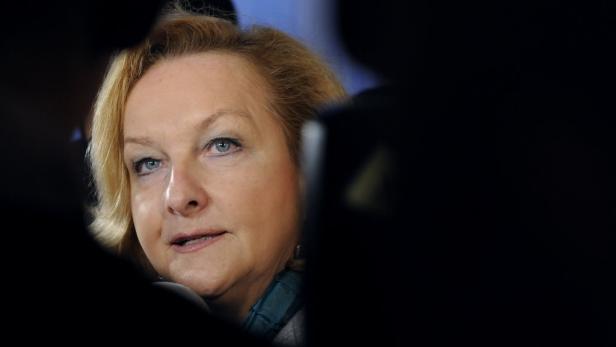 Fekter: Griechen-Rettung darf nicht "mehr" kosten