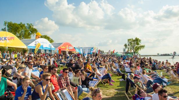 Bis zu 80.000 Besucher kommen jedes Jahr zum Surf Worldcup nach Podersdorf. In Zukunft sollen sich die Gäste in der Region verteilen