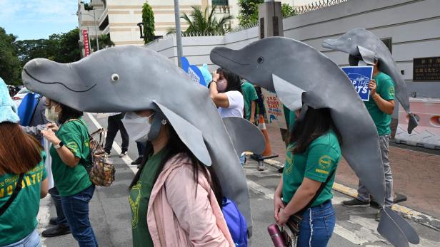 PHILIPPINES-JAPAN-CONSERVATION-PROTEST