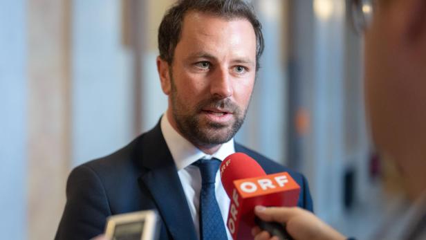 Tirols SPÖ-Chef Dornauer verteidigt Sobotka