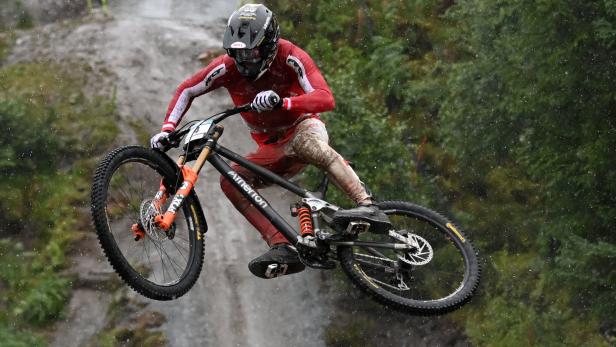 Helden der Waldwege: Österreichs Mountainbiker als Seriensieger