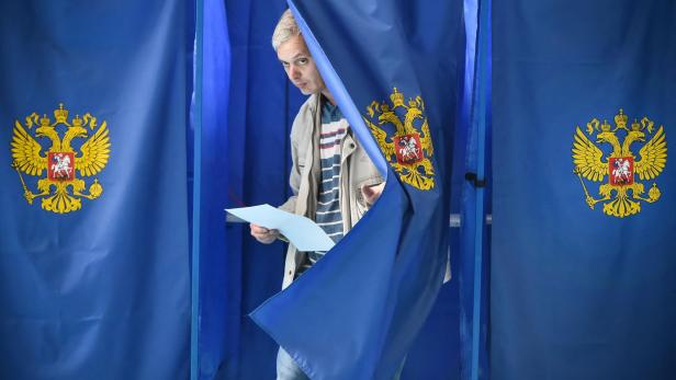 RUSSIA-POLITICS-ELECTION