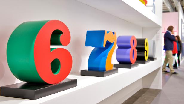 Auch die Kunst liebt Rankings (Bild: Skulpturen von Robert Indiana am Stand der Waddington Custot Galerie, Art Basel 2012)