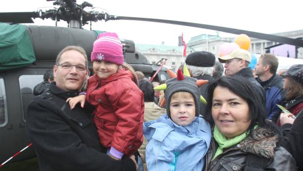 Nationalfeiertag: "Gemma Bundesheer schauen"