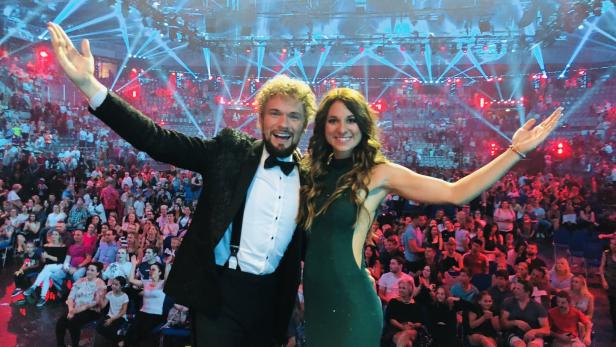  Thommy Ten & Amélie van Tass