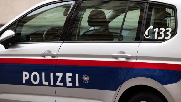 Auto krachte in Oberösterreich gegen Linienbus mit 50 Insassen