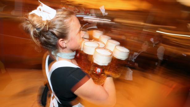 Bier-Index: Wiesnmaß beim Oktoberfest erstmals über 15 Euro