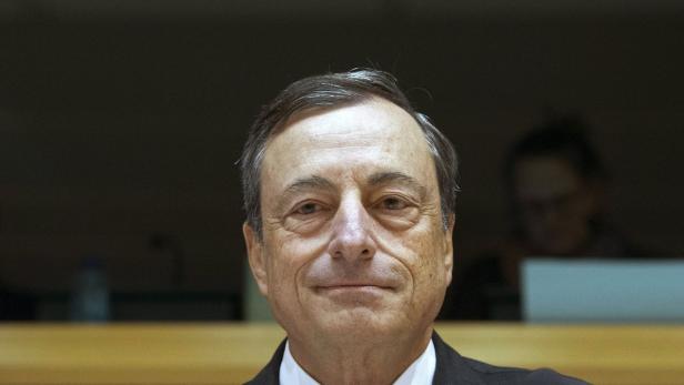 EZB-Präsident Mario Draghi hat bereits angekündigt, dass die Notenbank die Geldschleusen noch weiter öffnen könnte.