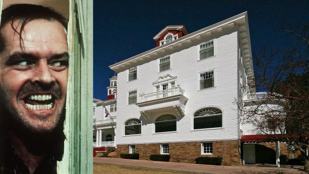 Jack Nicholson als Jack Torrance in einer Szene aus dem Film „The Shining“ vor dem Overlook Hotel.