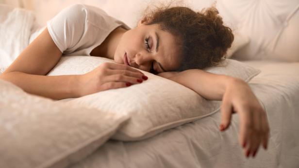 Nicht jede Schlafposition ist gesundheitsfreundlich.