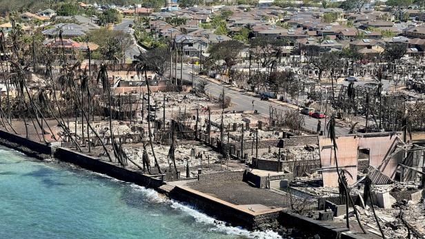 Brände auf Hawaii: Bewohner dürfen wieder nach Lahaina