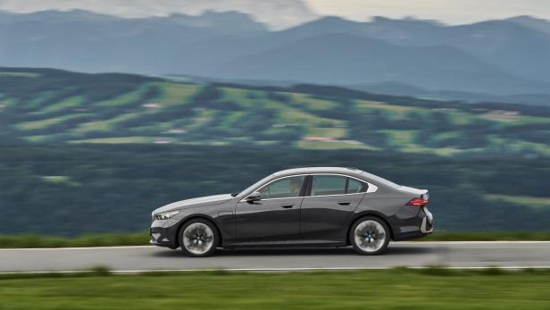 Die 5er kommen: BMW schickt zwei neue, sparsame Plug-in-Hybride ins Rennen