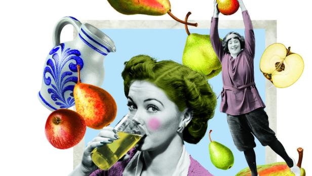 Eine Frau trinkt Saft, umgeben von Äpfeln, Birnen und Krügen.