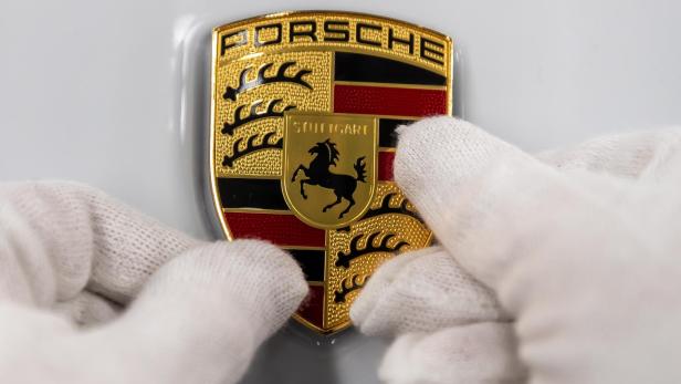 Production of Porsche Taycan electric sports car in Stuttgart