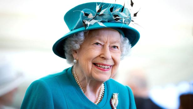 FILE PHOTO: Britain's Queen Elizabeth visits Scotland for Holyrood Week