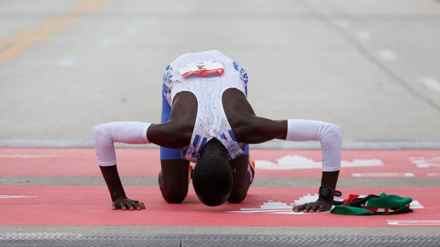 Historisch: Ein 23-Jähriger pulverisiert den Marathon-Weltrekord