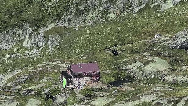 Archs Landung bei der Elberfelder Hütte in den Hohen Tauern