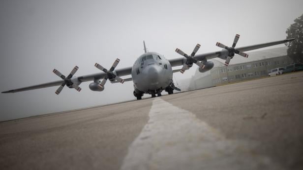 Hercules-Panne geht in zweite Runde: Wieder Flug nach Zypern abgebrochen