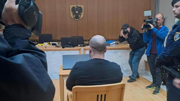 Ex-Schwager in OÖ erschossen: Lebenslange Haft bei Mordprozess in Steyr