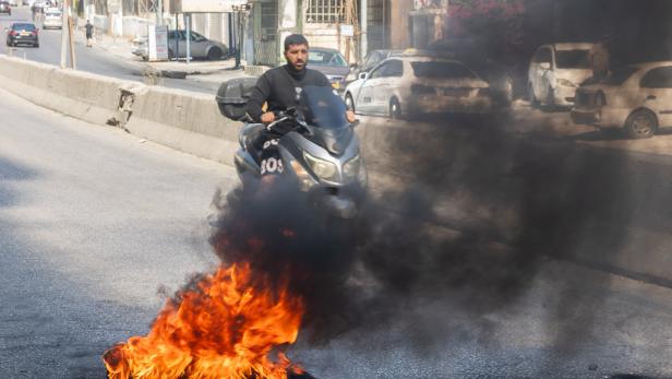 Protest, Rauch, Wut auch in Ramallah, Westjordlanland