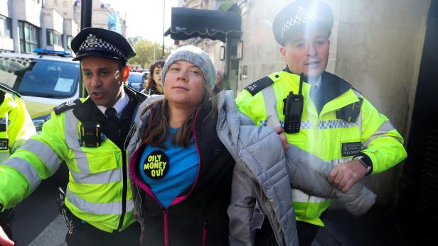 Klimaaktivistin Greta Thunberg wurde in London angeklagt