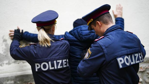 Eigene Eltern in Wien attackiert: Mann hatte 5 Promille Alkohol