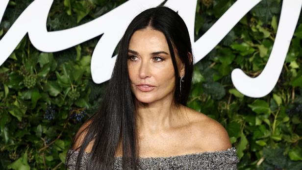 Mit diesen 5 Ernährungstipps hält sich Demi Moore fit