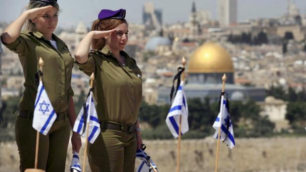 Seit der Gründung des Staates Israels 1948 gilt die Wehrpflicht auch für Frauen.