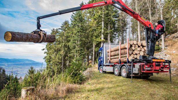 Palfinger schraubt Gewinn kräftig nach oben