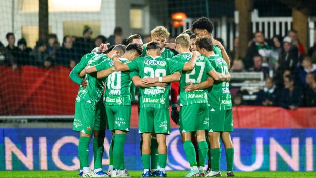 FUSSBALL: ÖFB-CUP/ACHTELFINALE: SKU AMSTETTEN - SK RAPID