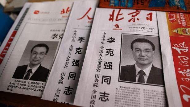 Chinesische Zeitung mit Nachruf für Li Keqiang 