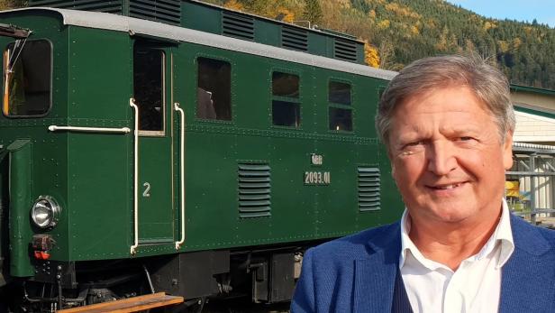 Geschäftsführer Karl Becker und seine Kollegen schicken Jubiläumsbahn auf Sonderfahrt