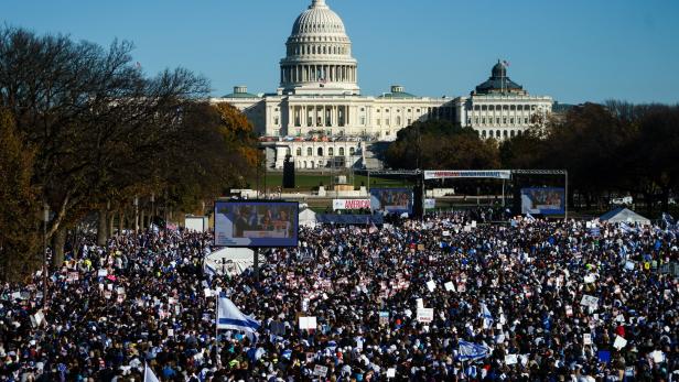 Riesige Demonstrationen in Washington – in Solidarität mit Israel, aber auch „Pro Palästina“