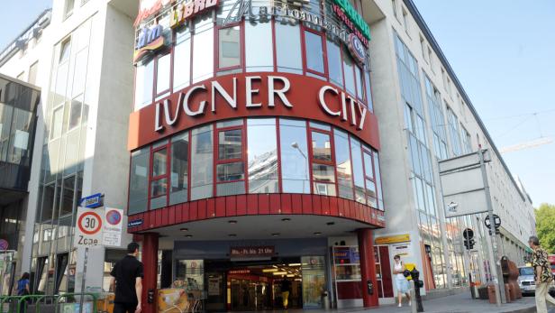 Einkaufszentrum Lugner City am Wiener Gürtel.