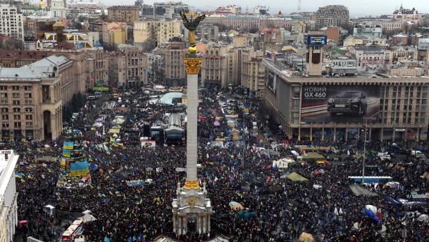 Vor zehn Jahren haben im Zentrum Kiews, am Maidan-Platz, monatelange, pro-europäische Proteste begonnen. 