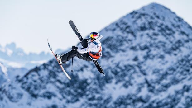 SKI FREESTYLE WELTCUP AUFTAKT: SLOPESTYLE FINALE HERREN: SVANCER (AUT)