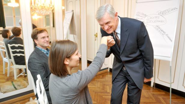 Quiz: Mit Handkuss zum Salonlöwen