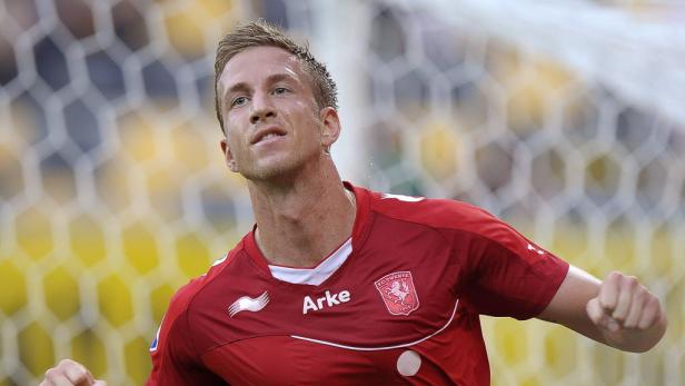 Janko verletzt, Fuchs vor Aufstieg