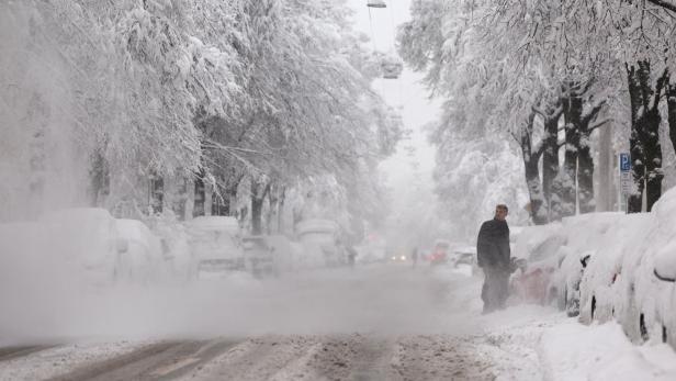 München versinkt im Schnee.