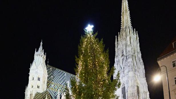 Adventmarkt am Stephansplatz