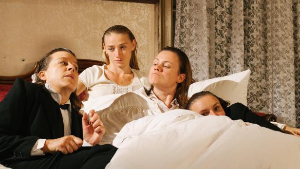 Theater in der Wohnung: &quot;K.s Frauen&quot; in der Wollzeile.