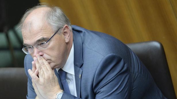 Justizminister Wolfgang Brandstetter präsentiert Strafvollzug-Konzept